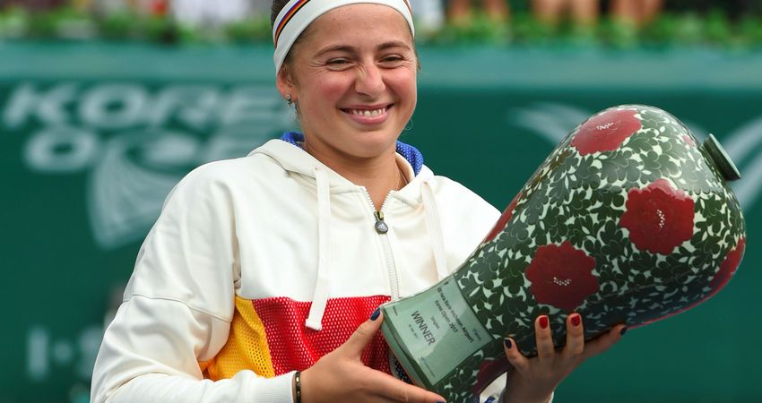 Jelena Ostapenko came from a set down to win the Seoul title (Getty)
