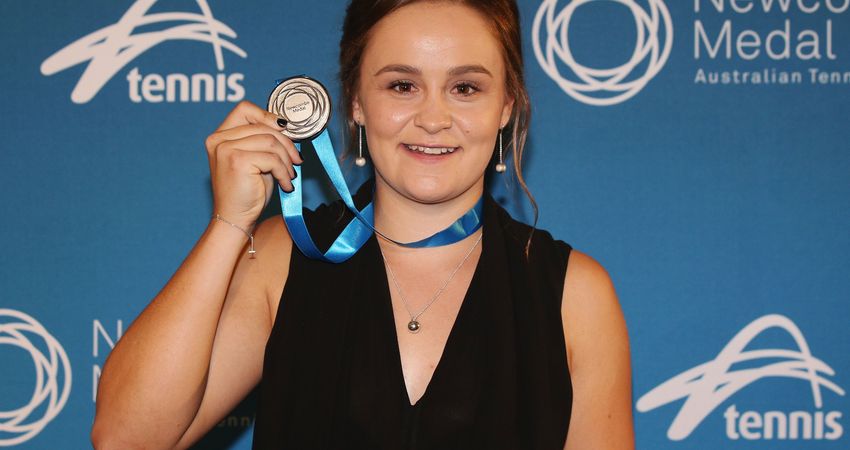 Ashleigh Barty wins the 2017 Newcombe Medal, the highest honor in Australian tennis (Getty)