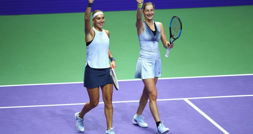 Ekaterina Makarova and Elena Vesnina, Singapore, WTA Finals (Getty)