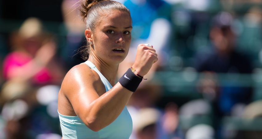 Maria Sakkari captured her third career Top 10 win over Kiki Bertens en route to the Charleston quarterfinals (Jimmie48/WTA)