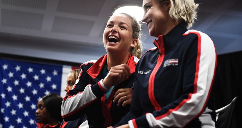 CoCo Vandeweghe and Bethanie Mattek-Sands (Getty)