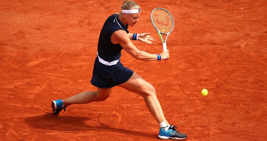 No.4 seed Kiki Bertens looked strong on Monday as she dispatched Pauline Parmentier, 6-3, 6-4. (Getty)