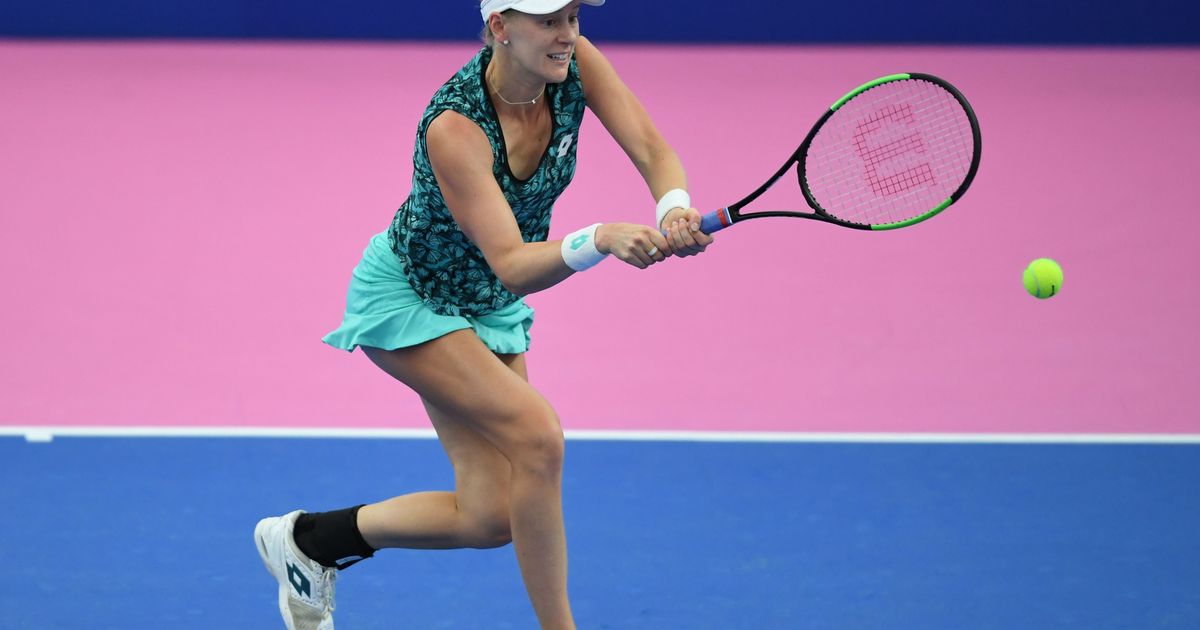 Riske tops Muguruza in second round stunner in Tokyo