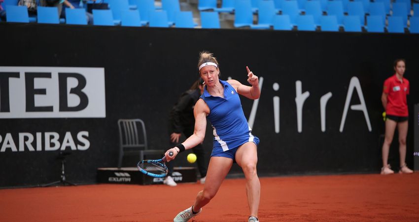 Pauline Parmentier beat Irina-Camelia Begu to reach the final (TEB BNP Paribas Istanbul Cup/Mustafa Yılmazcan)