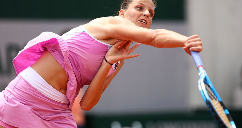 The former World No.1 took the second set, though, 6-4 (Getty)
