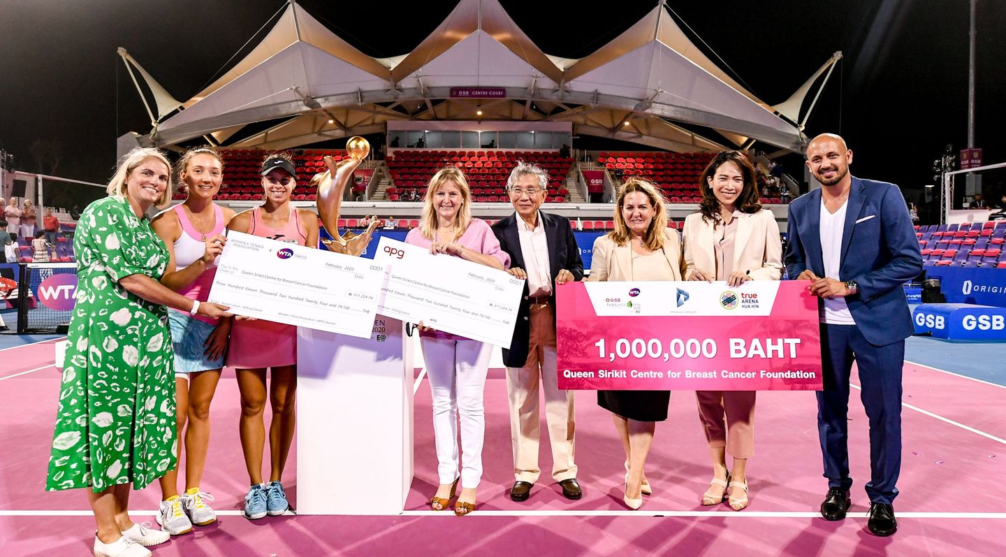 Thailand Open Raises Over 50 000 For Breast Cancer Charity