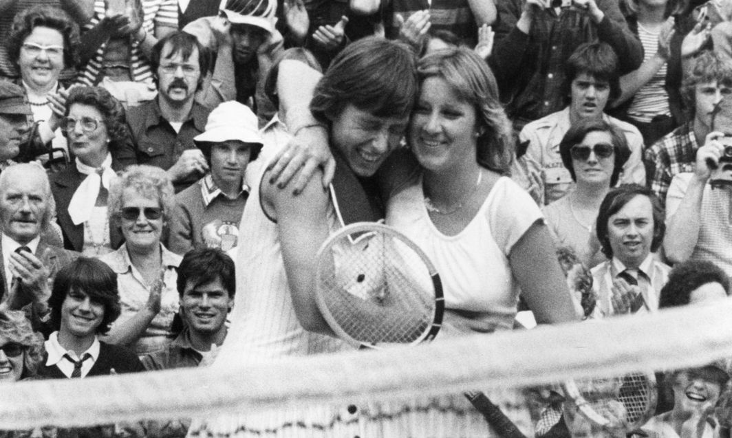 my rival my friend evert revisits navratilova s wimbledon reign