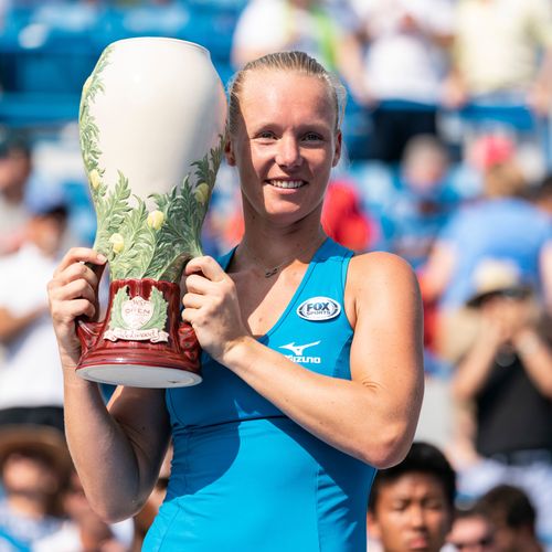 Later in 2018, Kiki Bertens took out four Top 10 players, including her first over a World No.1 (Simona Halep) to win the WTA 1000 Western & Southern Open in Cincinnati.