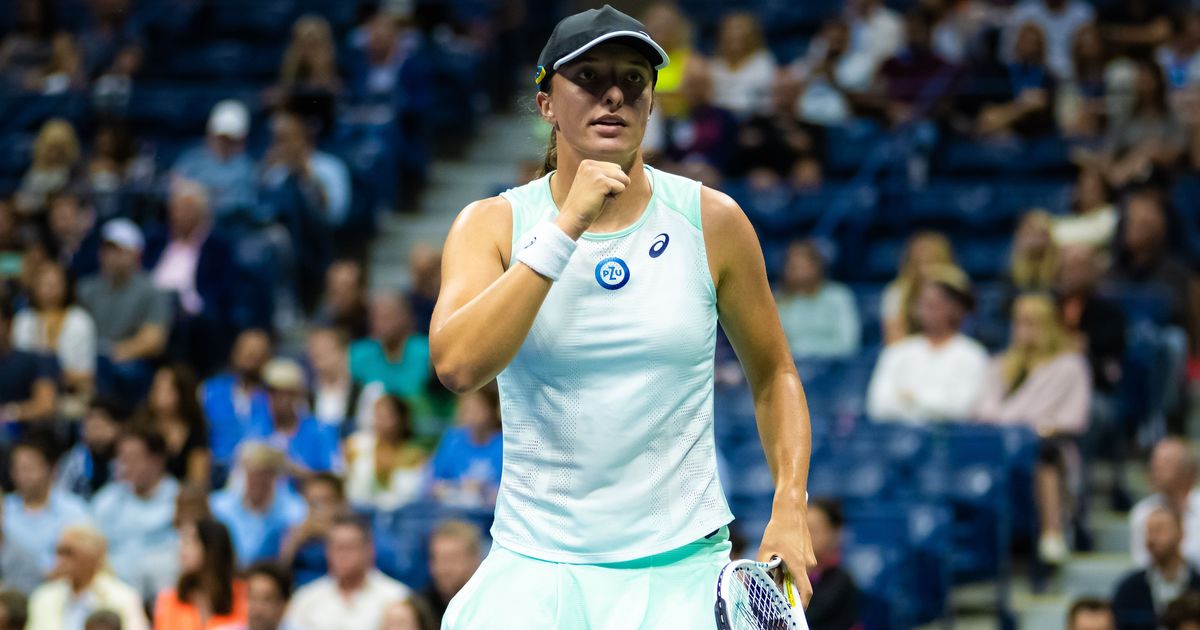 Tennis Warehouse: Check out the gear of US Open champion Swiatek and