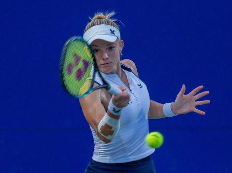 Katie Swan 705 R. Parthibhan - 2022 Chennai