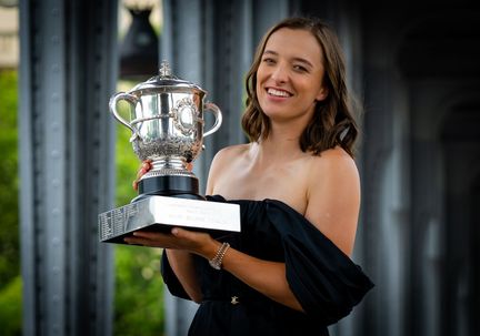 Iga_Swiatek_-_2023_Roland_Garros_-_Day_15-DSC_2135