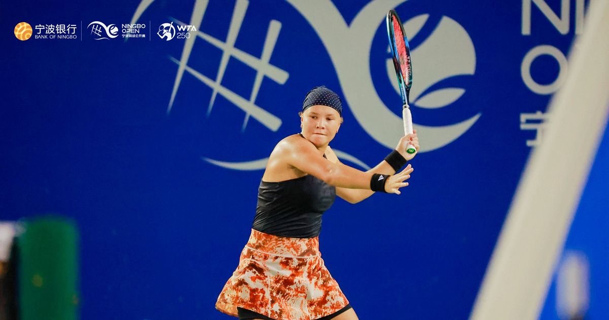 Shnaider triumphs over Kvitova in Ningbo battle of lefties