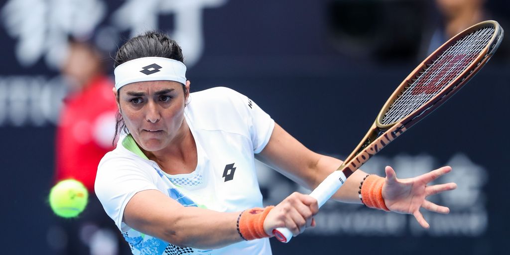 Jabeur eases past Krueger in Beijing opener