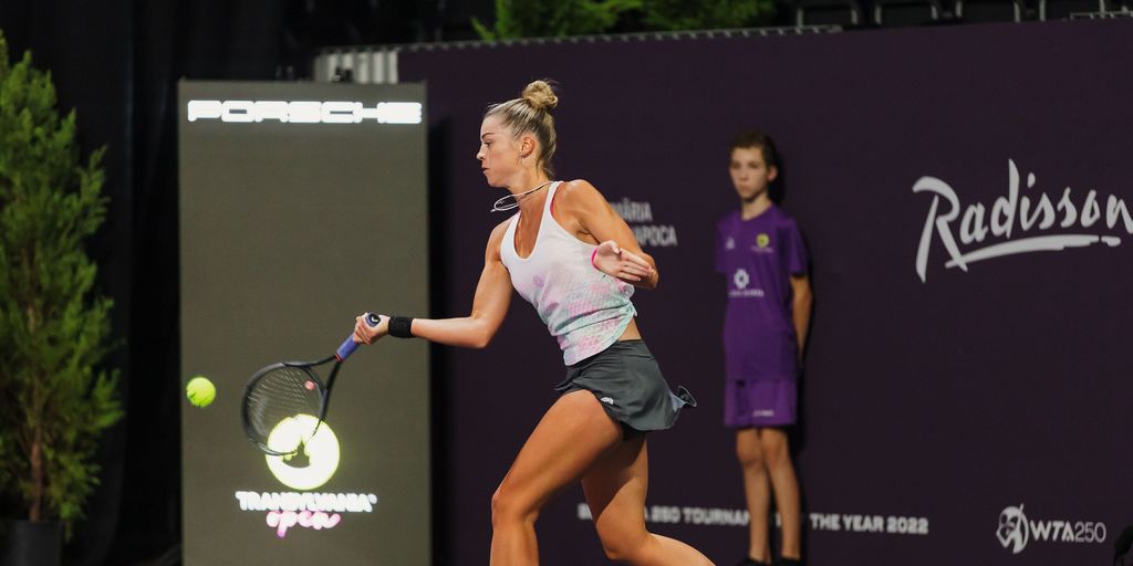 Makarova outlasts Tig in Cluj-Napoca to make first WTA quarterfinal