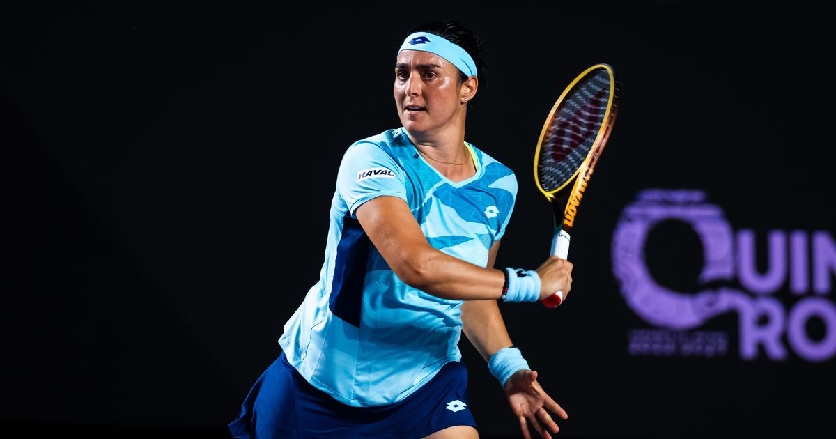 Jabeur avenges Wimbledon loss, beats Vondrousova at WTA Finals Jabeur avenges Wimbledon loss, beats Vondrousova at WTA Finals