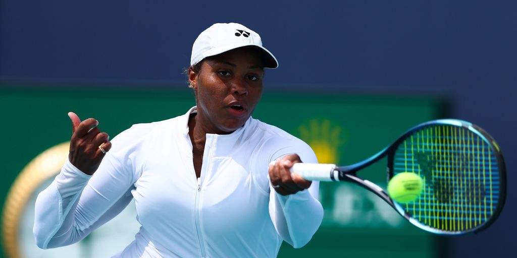 Townsend outlasts Bronzetti in Miami first round