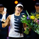 Iga Swiatek -_2023_Porsche_Tennis_Grand_Prix_-_Day_7-DSC_9658