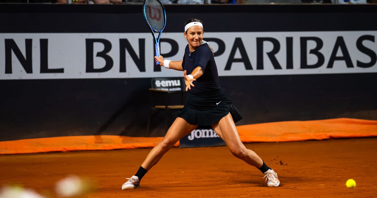 Azarenka defeats Sakkari to make Rome quarterfinals
