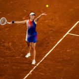 Iga_Swiatek_-_Roland_Garros_2024_-_Day_4-DSC_1426