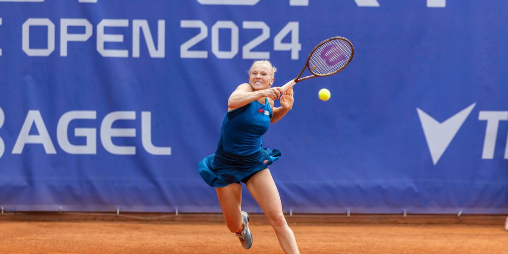 No.2 seed Siniakova survives stern test from qualifier Chirico in Prague