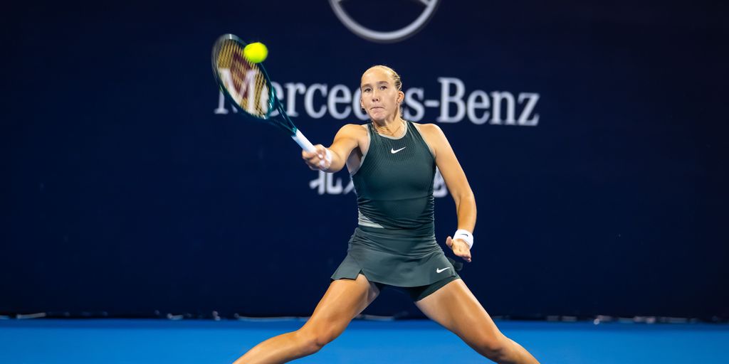 Andreeva tops Vekic to make Beijing Round of 16; Linette stuns Paolini