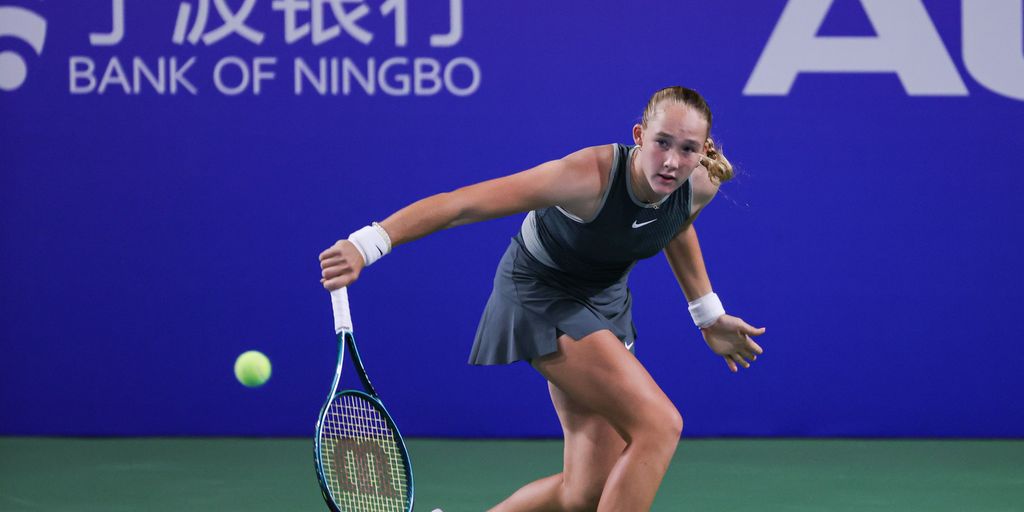Mirra Andreeva drops just two games vs. Lepchenko in Ningbo first round