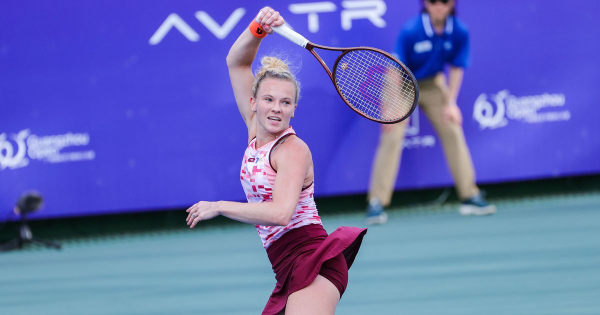 'What a rally!' Katerina Siniakova shows off volleying prowess in Guangzhou