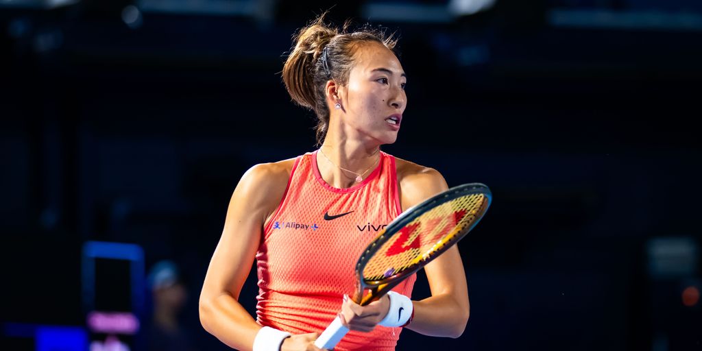 Zheng 'trying new things' in Tokyo, defeats Uchijima to make quarters