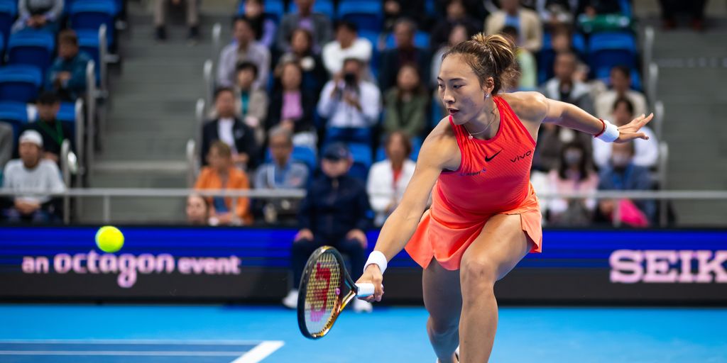 Zheng powers into second straight final, faces Kenin for title
