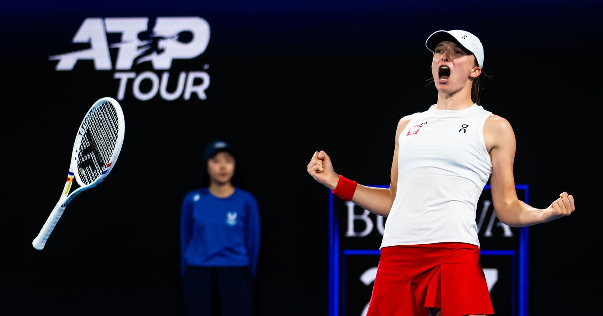 Swiatek fends off Boulter in a thriller to put Poland into United Cup semis