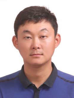 Weiguang Yang