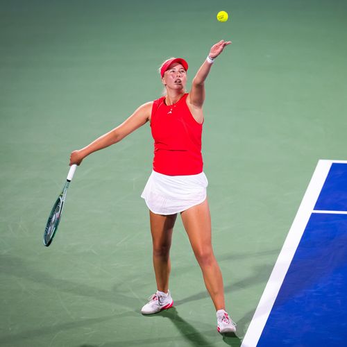 Clara_Tauson_-_Dubai_Duty_Free_Tennis_Championships_2025_-_Day_4-DSC_2709A