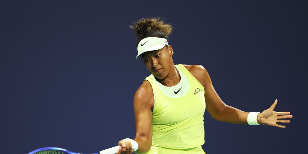 Osaka, defending champion Collins power into Miami third round