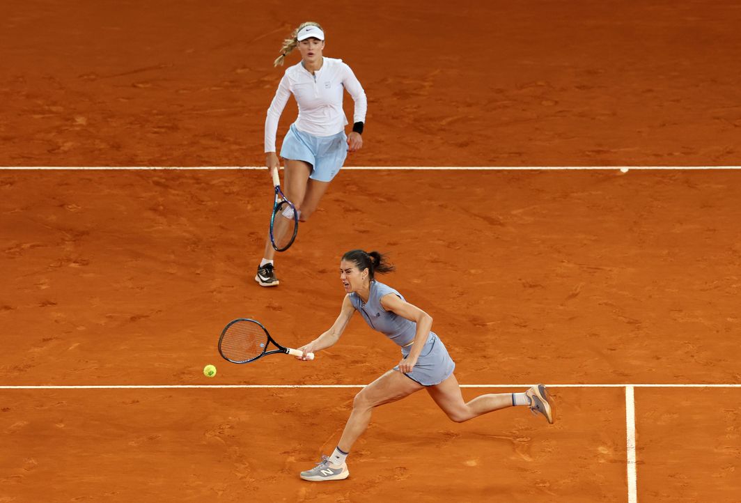 Kalinskaya and Cirstea celebrating their Madrid doubles victory