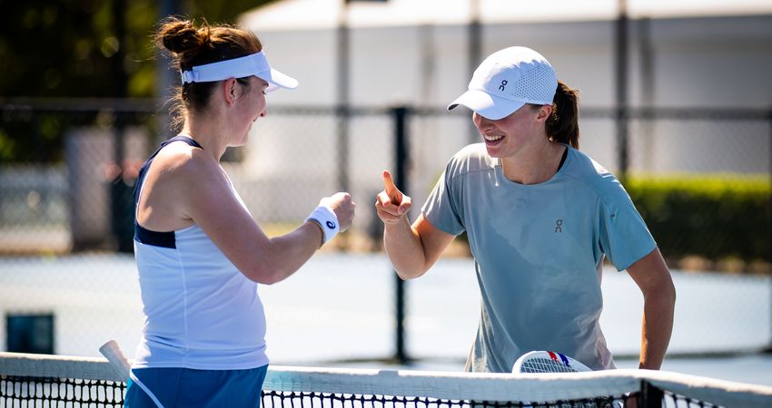 Bencic, Swiatek - 2025 United Cup