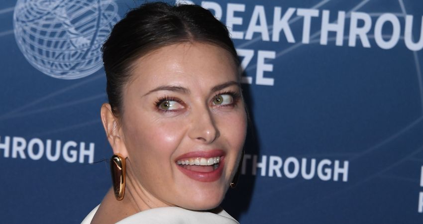 Maria Sharapova Hot Ones 2025