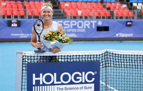 Marie Bouzkova, Prague trophy 2025