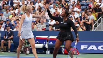 Siniakova y Townsend, US Open CF (Getty)