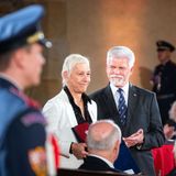 Navratilova receives White Lion honor