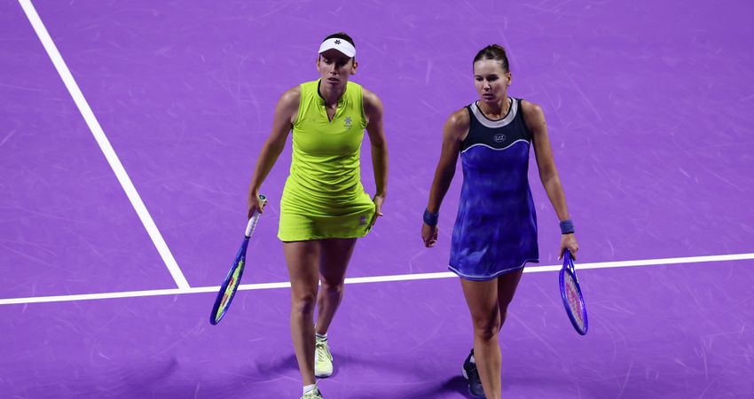 Veronika Kudermetova, Elise Mertens - WTA Finals Riyadh 2025