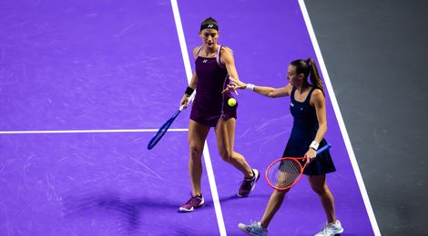 Timea Babos, Luisa Stefani - WTA Finals Riyadh 2025