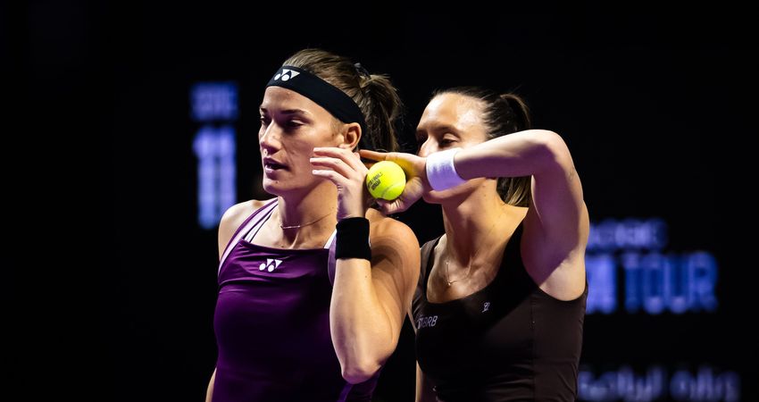 Timea Babos, Luisa Stefani - WTA Finals Riyadh 2025
