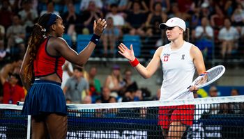 Coco_Gauff_Iga_Swiatek_-_United_Cup_2025_-_Day_9-DSC_4689