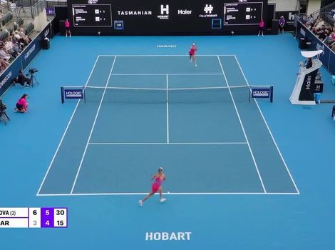 Anna Bondar's half volley pass energizes Hobart crowd 
