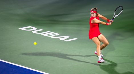 Karolina Muchova Dubai semifinal 2025 vs. Tauson