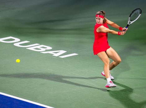 Karolina Muchova semifinal de Dubái 2025 vs. Tauson