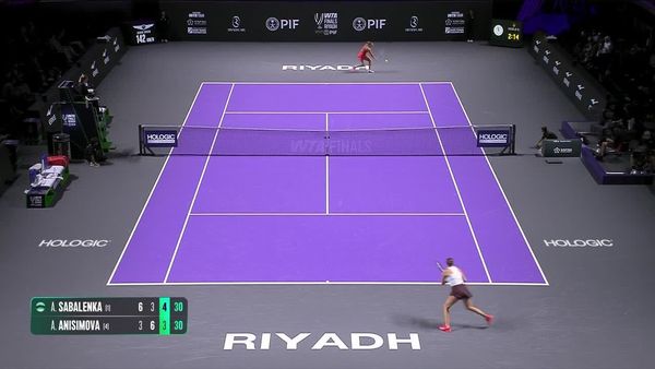 Aryna Sabalenka's backhand winner sets up game point vs. Amanda Anisimova
