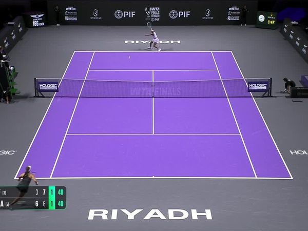 Jessica Pegula's cross-court winner shocks Gauff