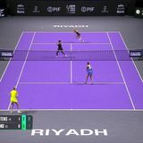 Elise Mertens and Veronika Kudermetova win important point in match tiebreak