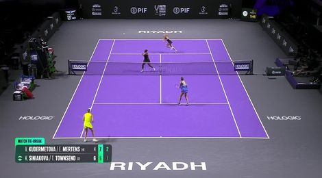 Elise Mertens and Veronika Kudermetova win important point in match tiebreak